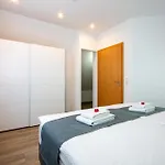 - Zentral, Stilvoll Und Ruhig Mit Balkon Und Boxspringbetten Appartement