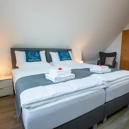 Apartmán - Zentral, Stilvoll Und Ruhig Mit Balkon Und Boxspringbetten *