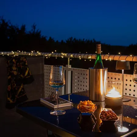 Appartement - Zentral, Stilvoll Und Ruhig Mit Balkon Und Boxspringbetten *