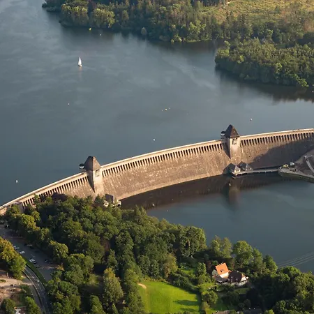 Lägenhet - Zentral, Stilvoll Und Ruhig Mit Balkon Und Boxspringbetten Möhnesee