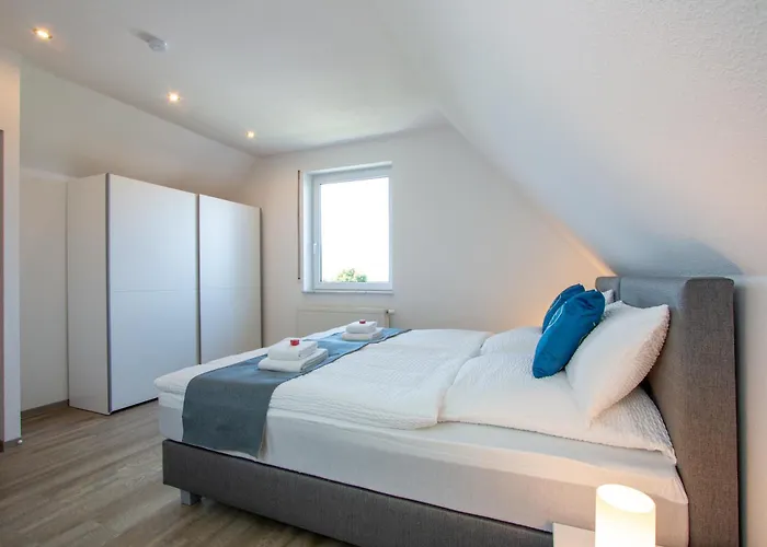 - Zentral, Stilvoll Und Ruhig Mit Balkon Und Boxspringbetten *