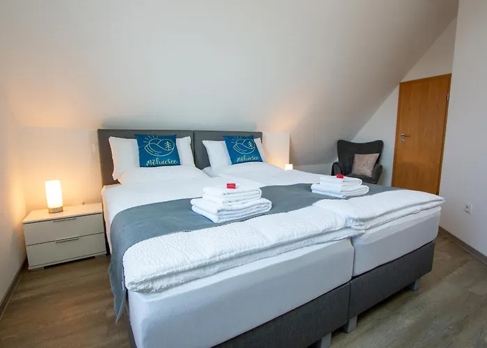 Apartmán - Zentral, Stilvoll Und Ruhig Mit Balkon Und Boxspringbetten *