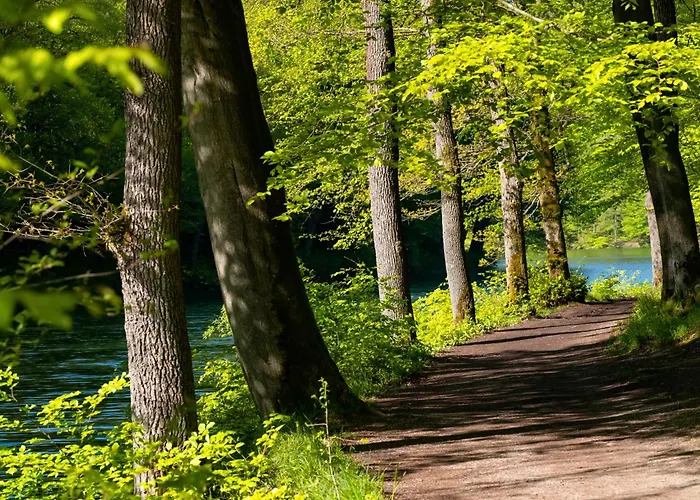 - Zentral, Stilvoll Und Ruhig Mit Balkon Und Boxspringbetten Möhnesee