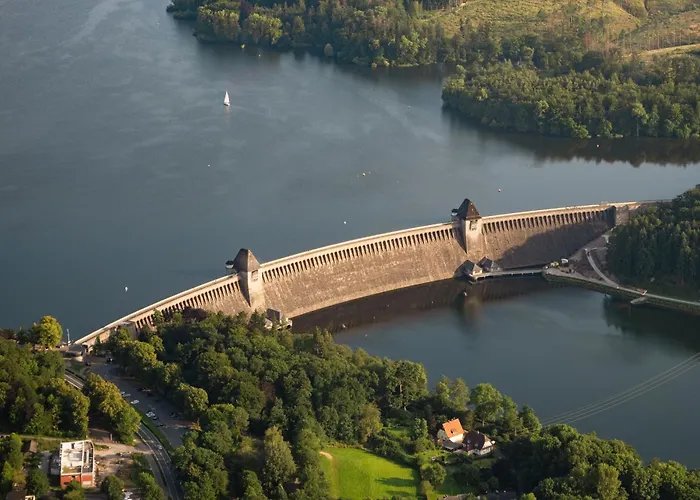 Lägenhet - Zentral, Stilvoll Und Ruhig Mit Balkon Und Boxspringbetten Möhnesee