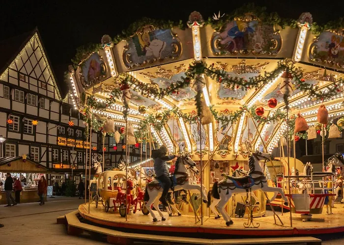 - Zentral, Stilvoll Und Ruhig Mit Balkon Und Boxspringbetten Lägenhet *