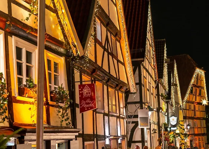 - Zentral, Stilvoll Und Ruhig Mit Balkon Und Boxspringbetten Lägenhet *