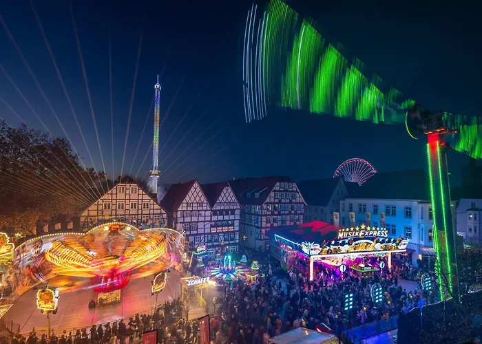 - Zentral, Stilvoll Und Ruhig Mit Balkon Und Boxspringbetten Appartamento *