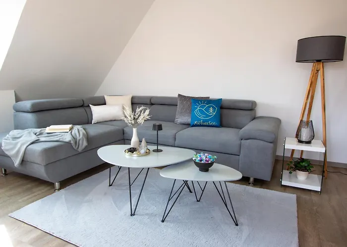 - Zentral, Stilvoll Und Ruhig Mit Balkon Und Boxspringbetten Appartement